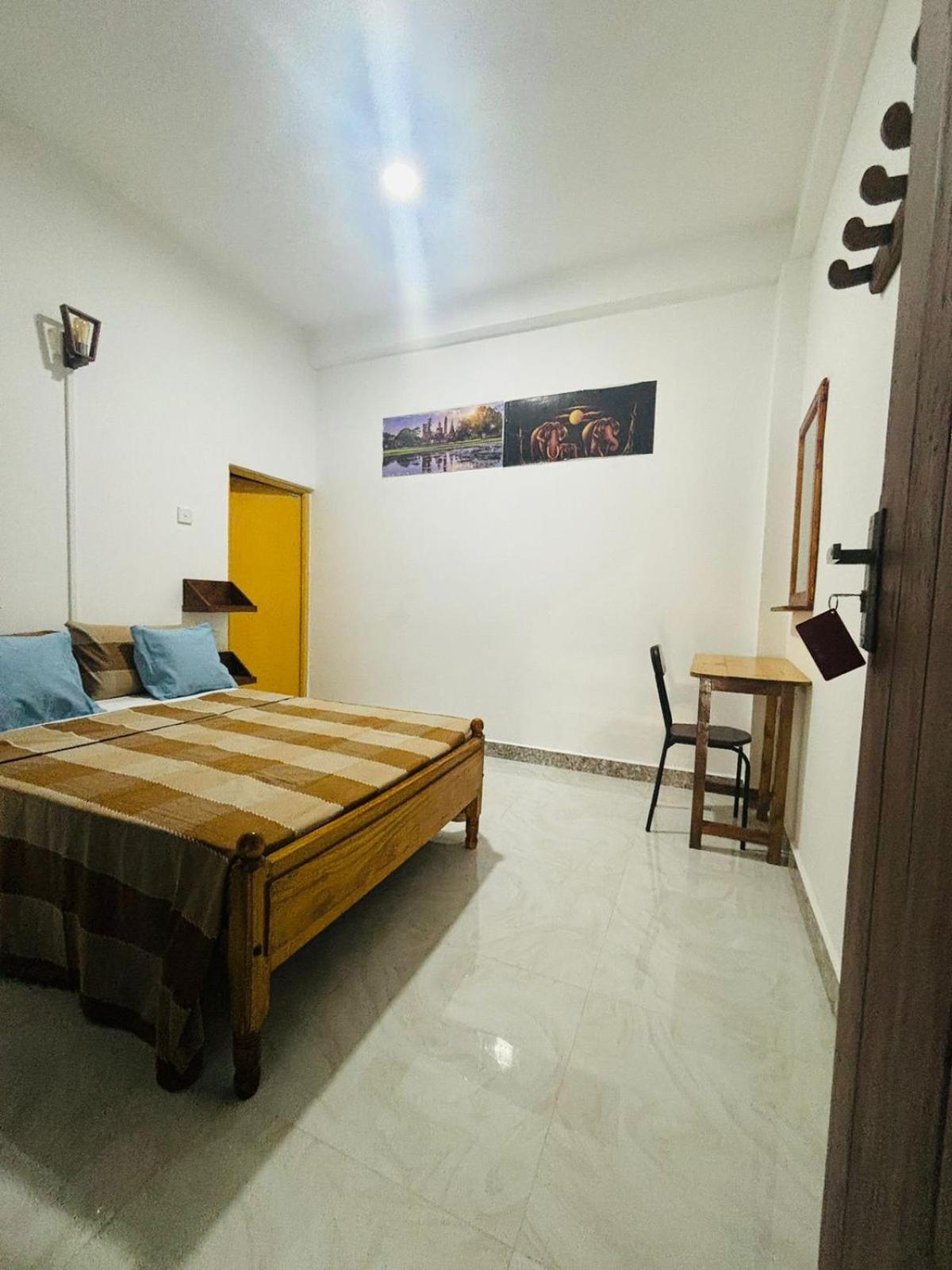 Jaya Villa - Near Airport Негомбо Экстерьер фото