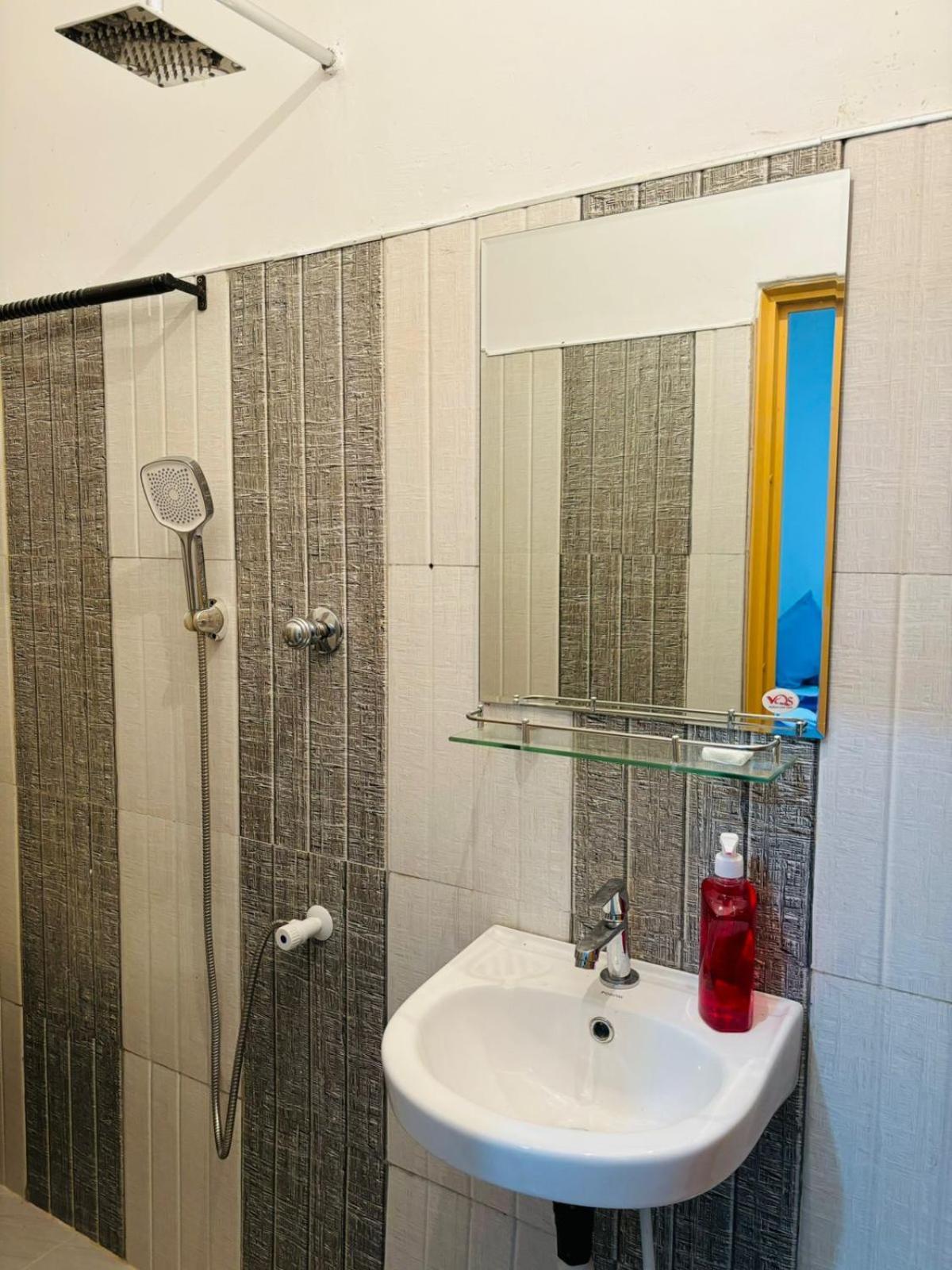 Jaya Villa - Near Airport Негомбо Экстерьер фото
